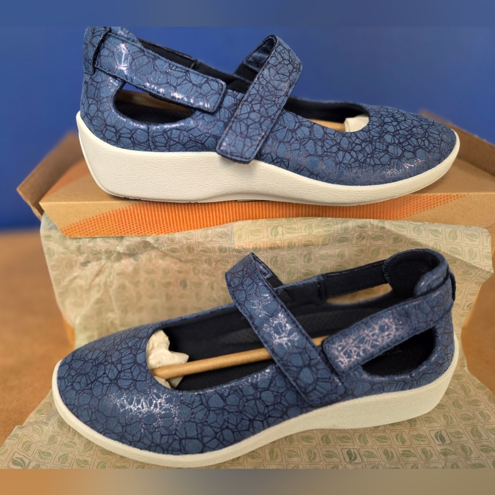 Arcopedico Womens Maryjane Style Shoe